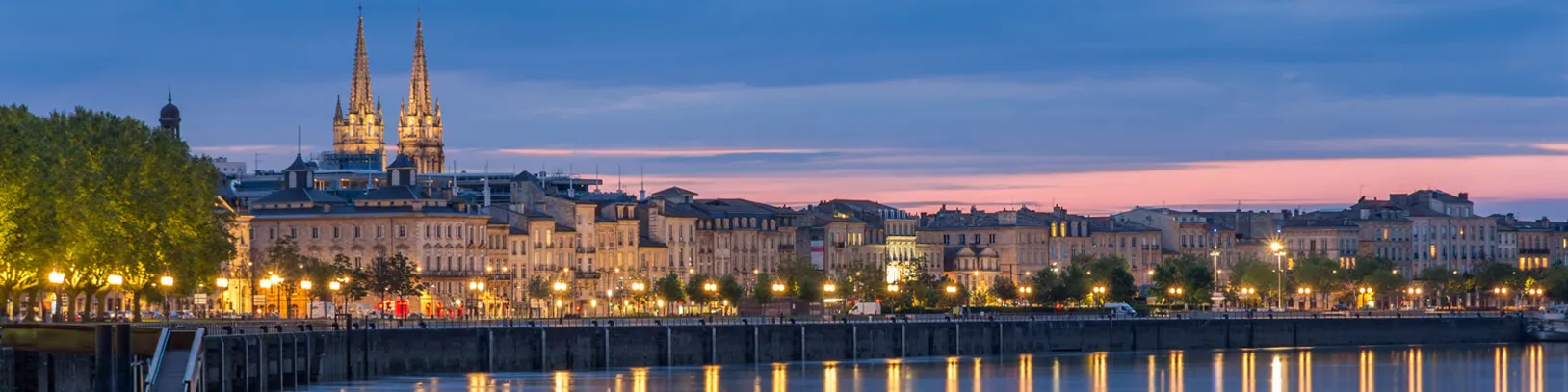TA25111_TA Cruise & Tour Film Festival Event_Jun25_Blog 1 Timeless Rivers & Romantic Capitals_R1_Header 02.jpg