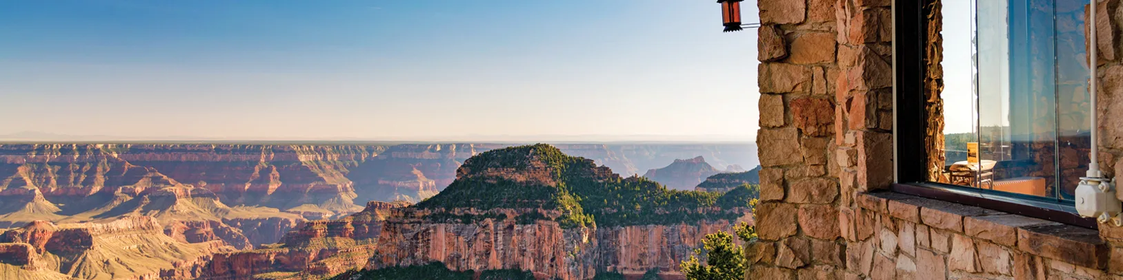 Dining with a View: 6 Restaurants with Beautiful Scenery luxury travel