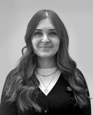 Elise Phillips Profile Image