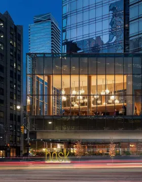 Shangri-La Toronto luxury hotel Canada