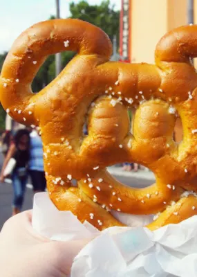  Big Bite pretzel molded as the mickey mouse face