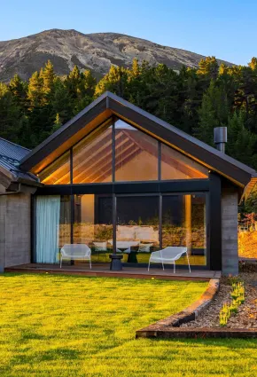 Flockhill Lodge luxury hotel New Zealand