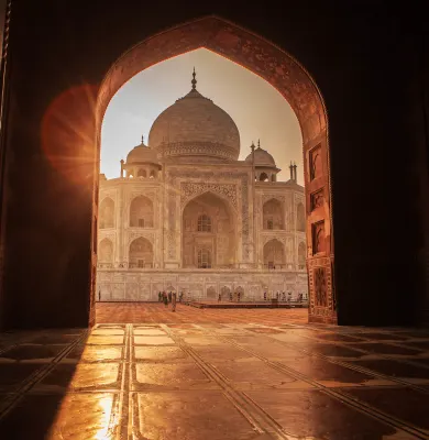 See the Taj Mahal, Delhi during a luxury travel holiday to India