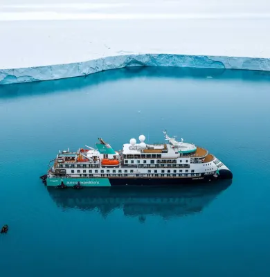 Travel Associates luxury travel wild wonders holiday