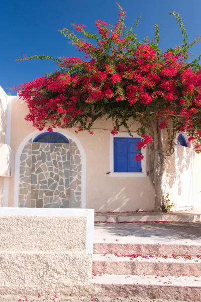 Luxury travel in Santorini, Greece