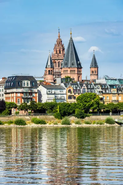 Luxury Travel: Mainz Cathedral in Germany