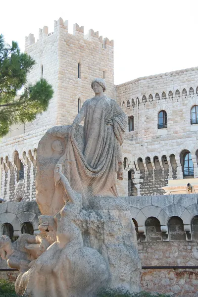 Monaco_Para3_POI_Prince's Palace.jpg