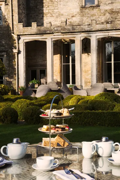 Afternoon tea in the English countryside