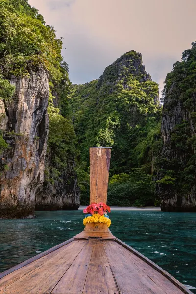 Maya Bay Koh Phi Phi Thailand