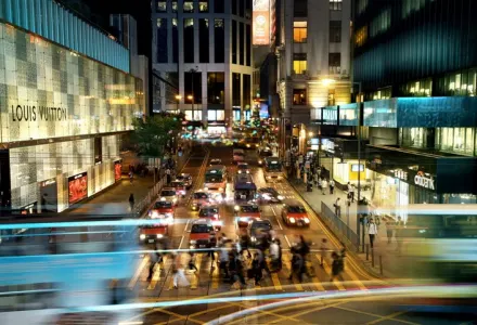 Navigating Hong Kong's Shopping Landscape luxury travel