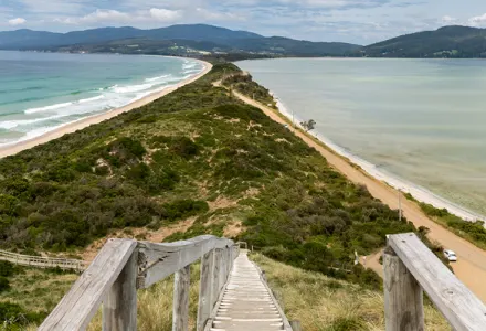 Walking (and eating) your way through Tasmania's Islands luxury travel