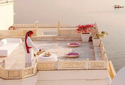 Palatial Stays luxury travel