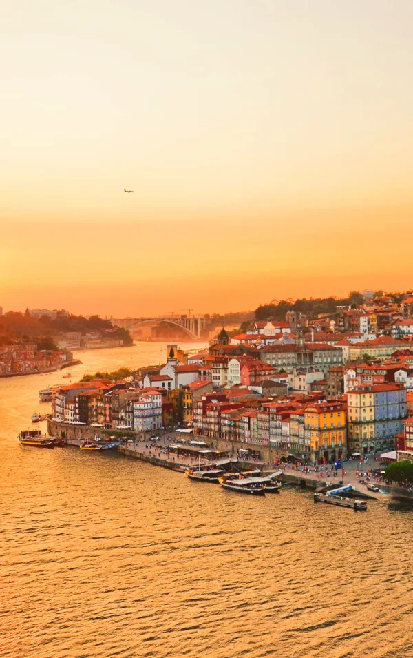 Portugal_Header_Desktop_Douro River.jpg