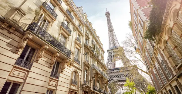 Brilliant Bordeaux - Roundtrip Bordeaux