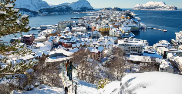 The Arctic Line - Southbound