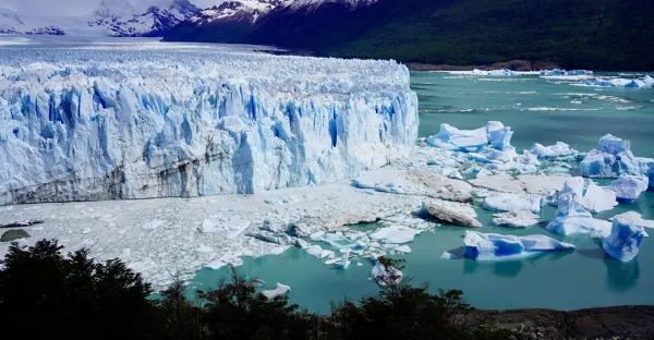 Patagonia: Edge of the World featuring Argentina, Chile, and a 4-Night Patagonia Cruise