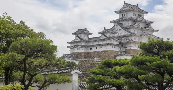 Journeys: Iconic Japan