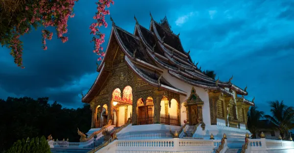 Signature: Vietnam, Laos & the Temples of Cambodia