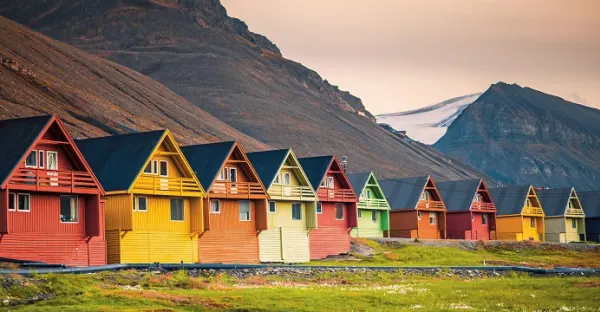 Norwegian Fjords, Wildlife of Svalbard & the Arctic Circle - Bergen to Oslo