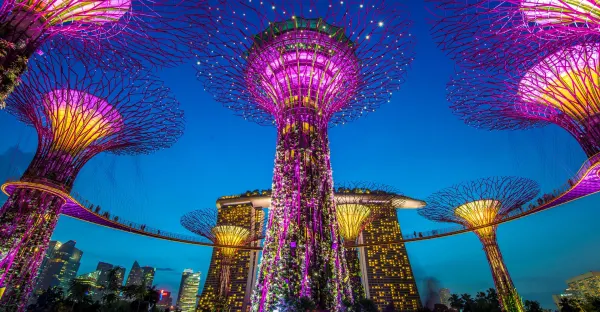 Hong Kong to Singapore Luxury Cruise