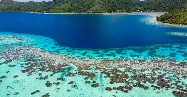 Roundtrip Tahiti Luxury Cruise