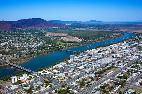 city of rockhampton by river