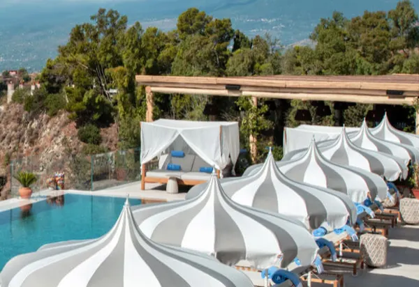 Unravelling the hottest trends for 2023 Luxury Travel luxury travel