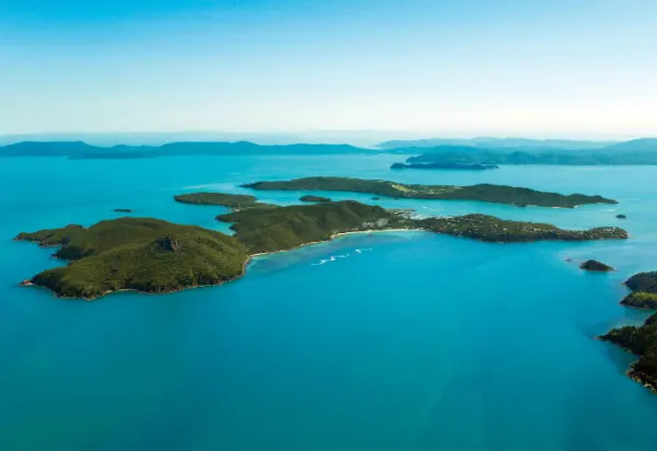 5 Must-Do Hamilton Island Adventures luxury travel
