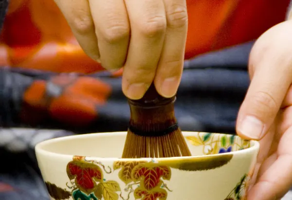 A Japanese Tea Ceremony: Drinking Matcha with a Maiko luxury travel