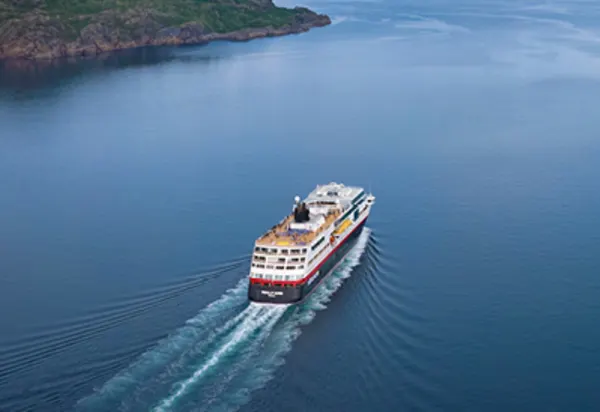 Travel Associates luxury travel Hurtigruten Norway in a Nutshell