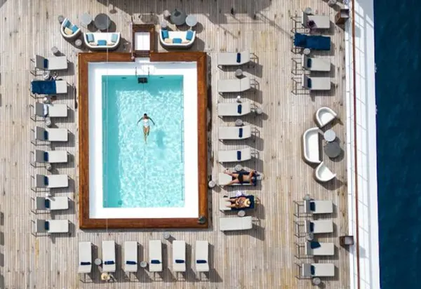 Wave Season Luxury Cruises Header