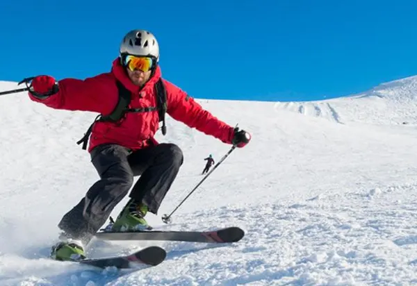Expert Ski Advice from Travel Associates Advisors Banner
