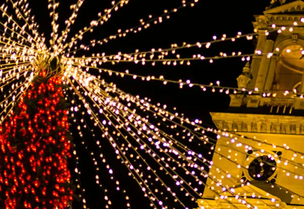 Christmas in Budapest: Markets, Mulled Wine and More! luxury travel