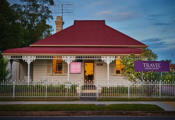 Find a Travel Associates Office image