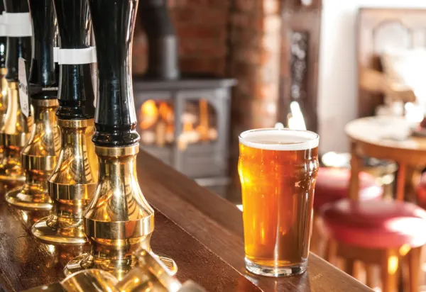 Tour The UK's Most Historic Pubs luxury travel