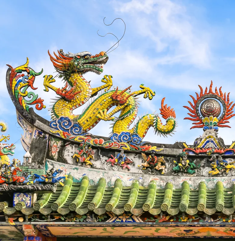 Malaysia_Para2_HERO_Intricate carvings and sculptures in Penang island.jpg