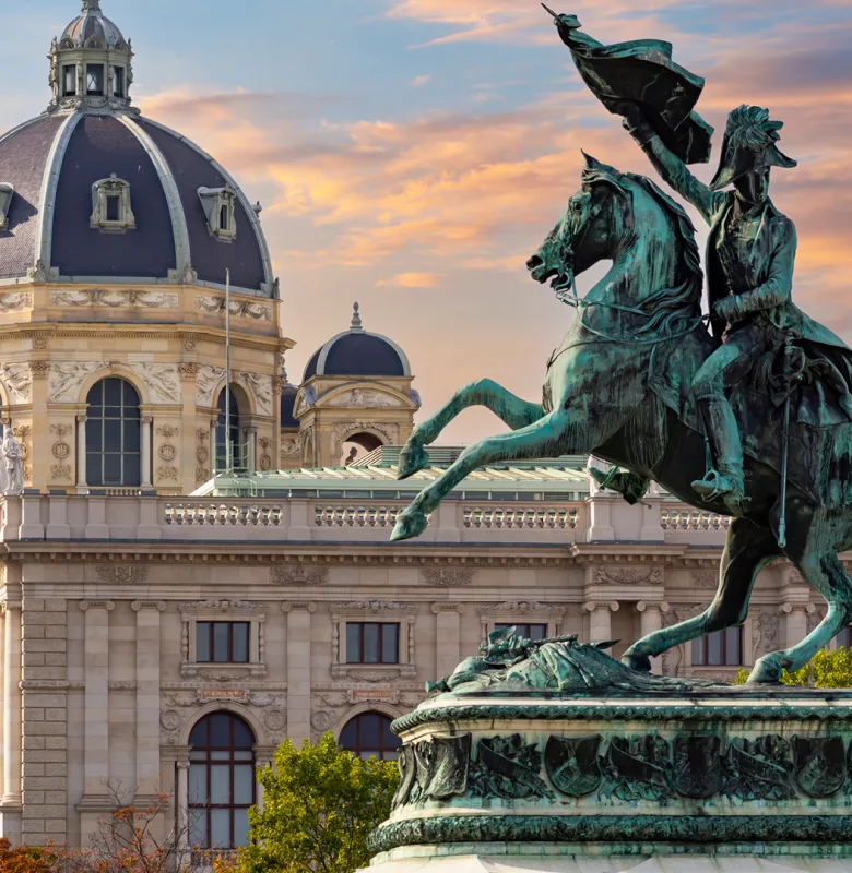 Austria Luxury holiday POI 1 Para 3