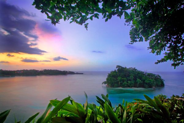 A tranquil purple sunset in Jamaica