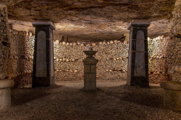 Interior view of Les Catacombes skull wall