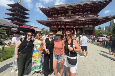 Our advisors visited the serene Sensō-ji temple in Asakusa, Tokyo.