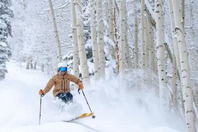 Aspen, Colorado luxury ski and snow holiday