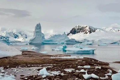 Antarctica luxury cruise