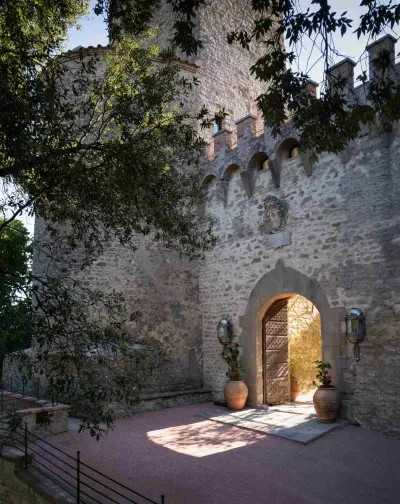 Reschio Entrance