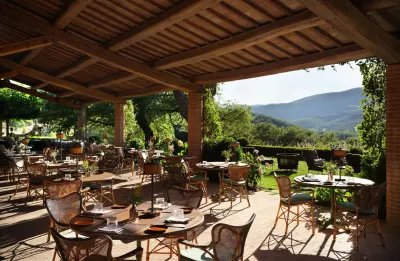  Reschio_Hotel_-_Ristorante_Alle_Scuderie_web.jpg