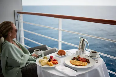 Oceania – Sparkling Asian Seas (Tokyo → Singapore)