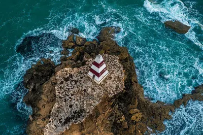 The Robe Obelisk, built in 1852.
