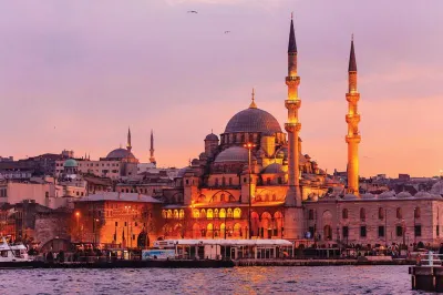 Yeni Cami (New Mosque), Istanbul, Turkey