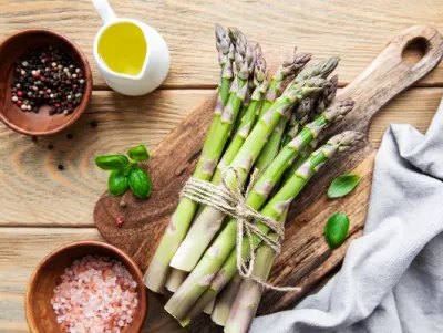 Travel Associates The Food Lovers Guide to Māori Cuisine