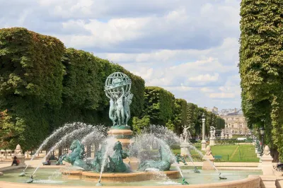 Travel Associates The Joys of Wheeling Around Paris