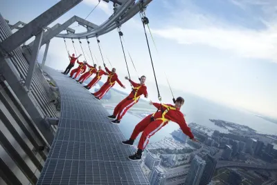 CN Tower EdgeWalk, Toronto